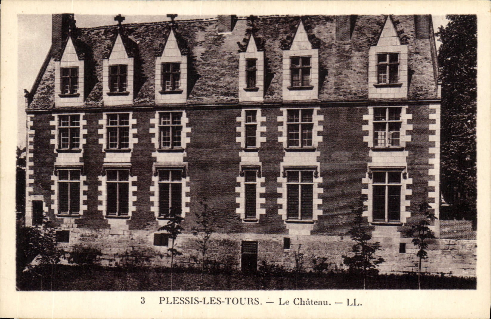 CPA Plessis les Tours Le Chateau 