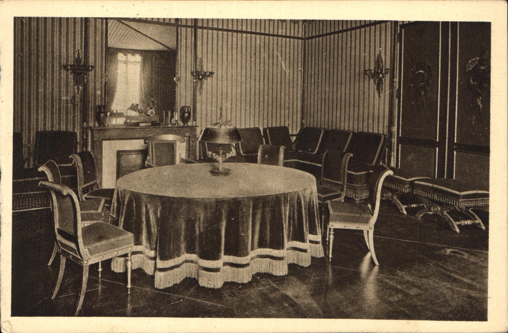 CPA Malmaison Salle du Conseil 