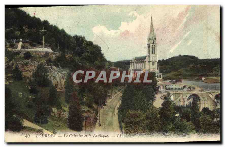 CPA Lourdes Le Calvaire et la Basilique 