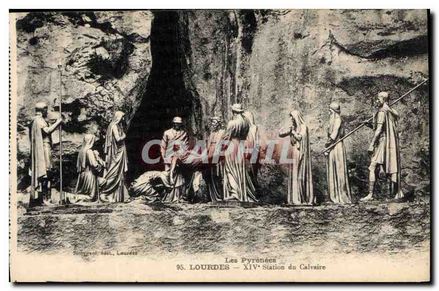 CPA Les Pyrenees Lourdes XIV Station de Calvaire 