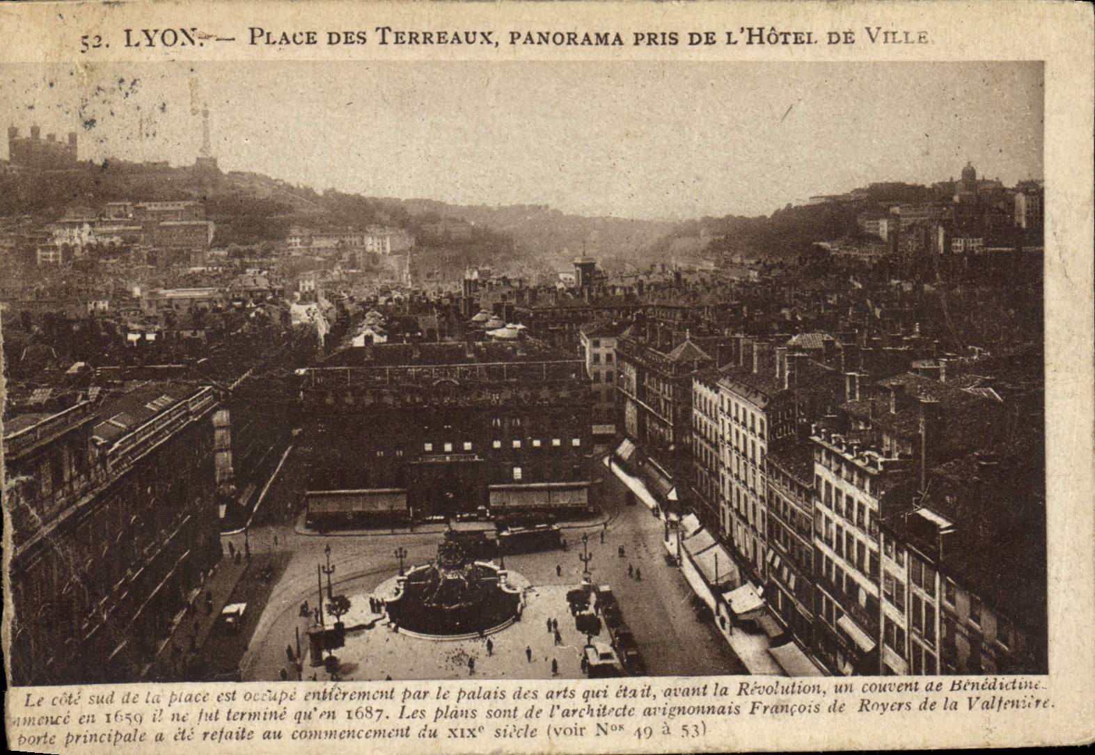 CPA Lyon Place des Terreaux Panorama Pris de l'Hotel de Ville 