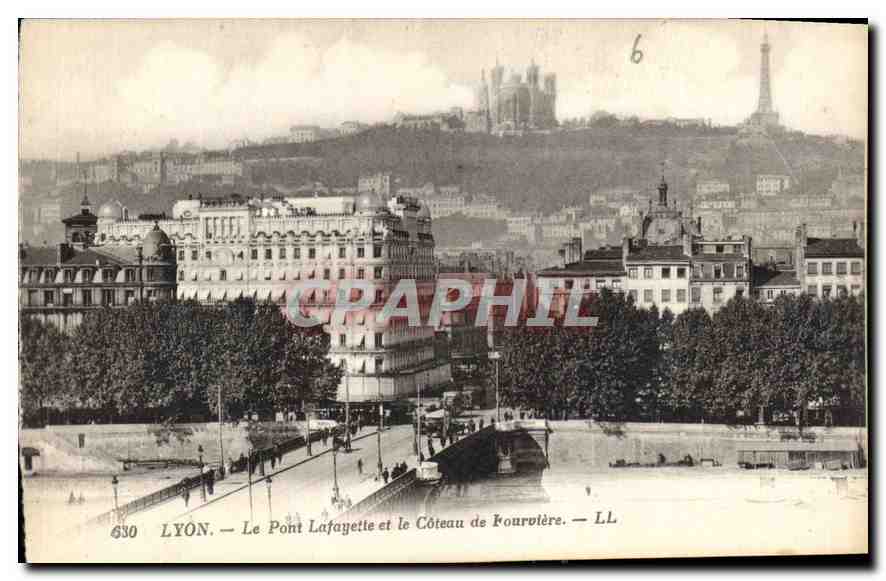 CPA Lyon Le Pont Lafayette et le Coteau de Fourvierre 