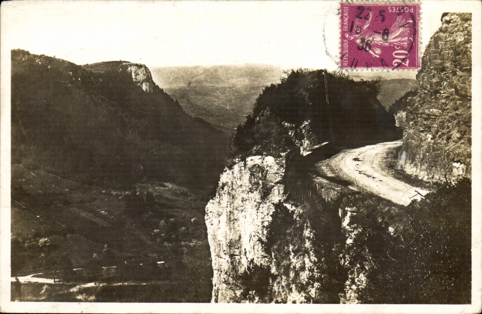 CPA Poligny Jura Route de Chamole et Croix du Dan 
