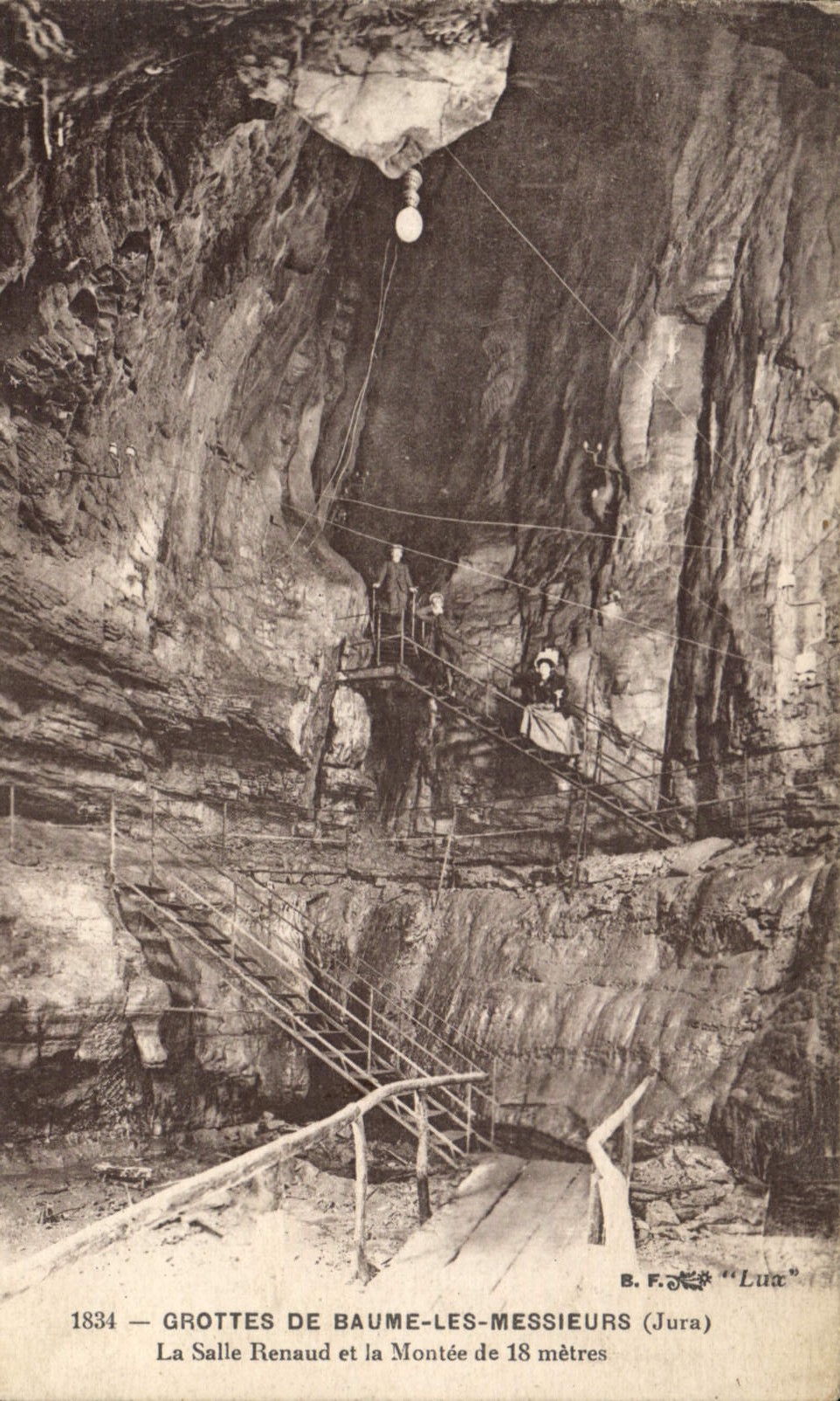 Grottes de Baume-les-Messieurs — Salle Renaud et montée de 18 mètres — B. F. « Lua »