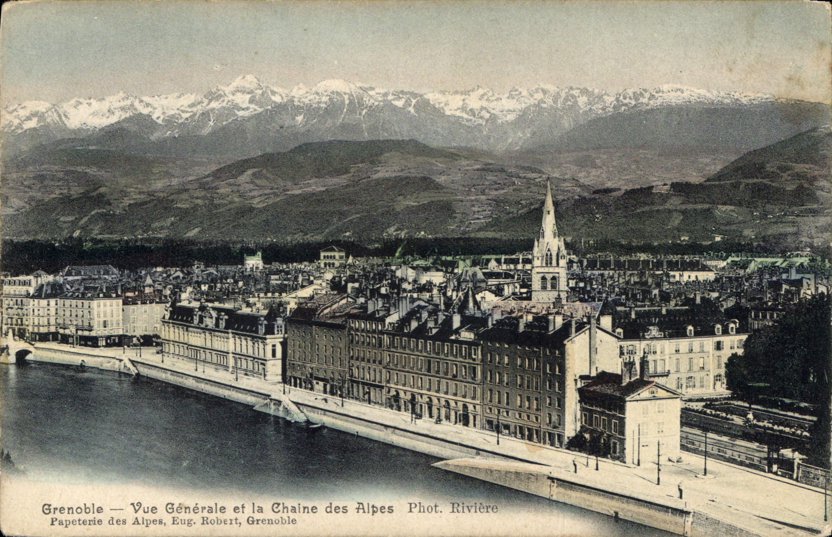 Grenoble — Vue Générale et la Chaîne des Alpes — Phot. Rivière, Papeterie des Alpes, Grenoble