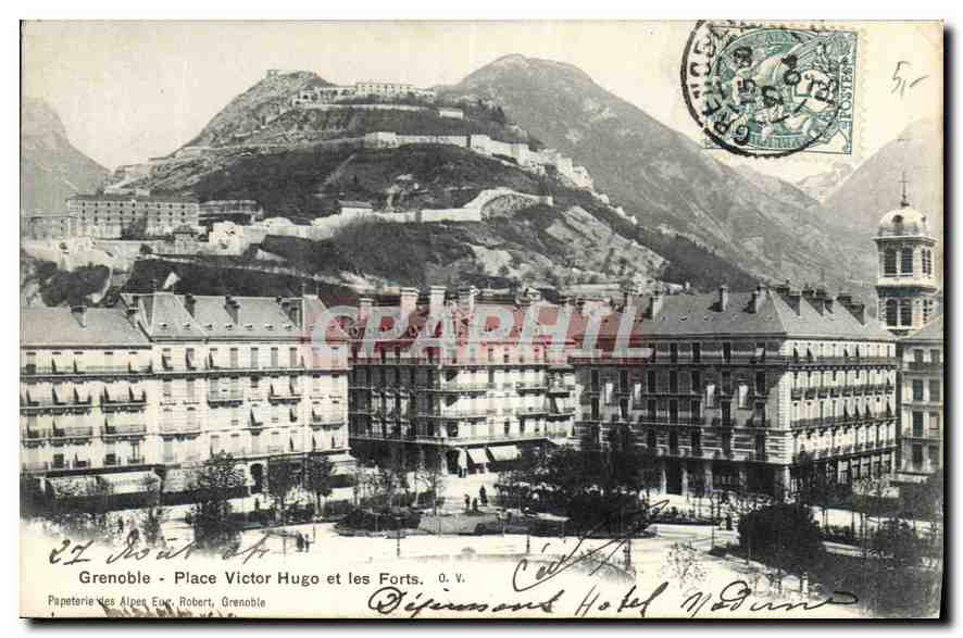 CPA Grenoble Place Victor Hugo et les Forts 