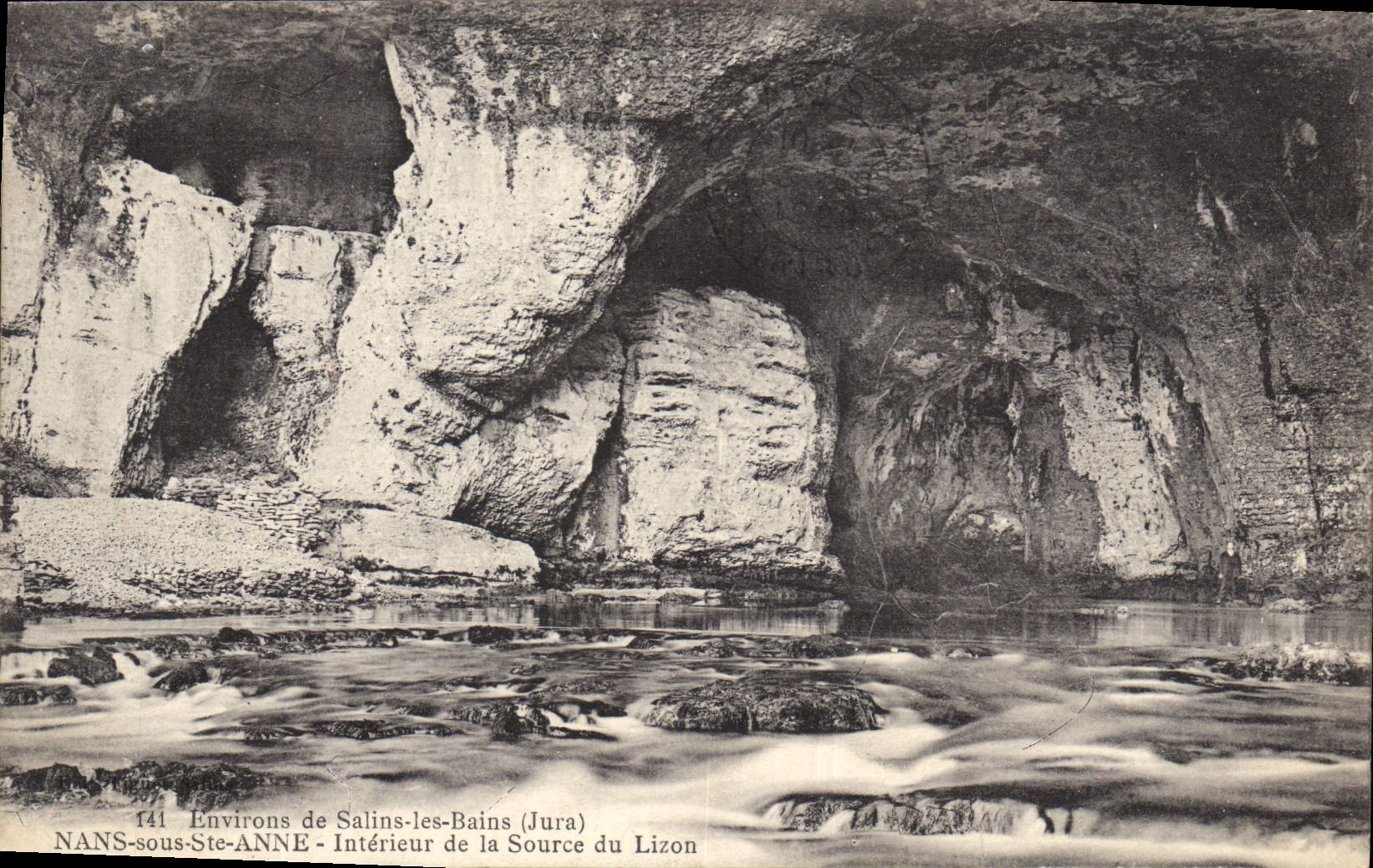 Source du Lizon - Intérieur de la grotte - Nans-sous-Sainte-Anne (Jura)