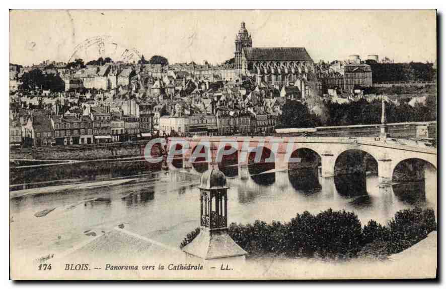 CPA Blois Panorama vers la Cathedrale 
