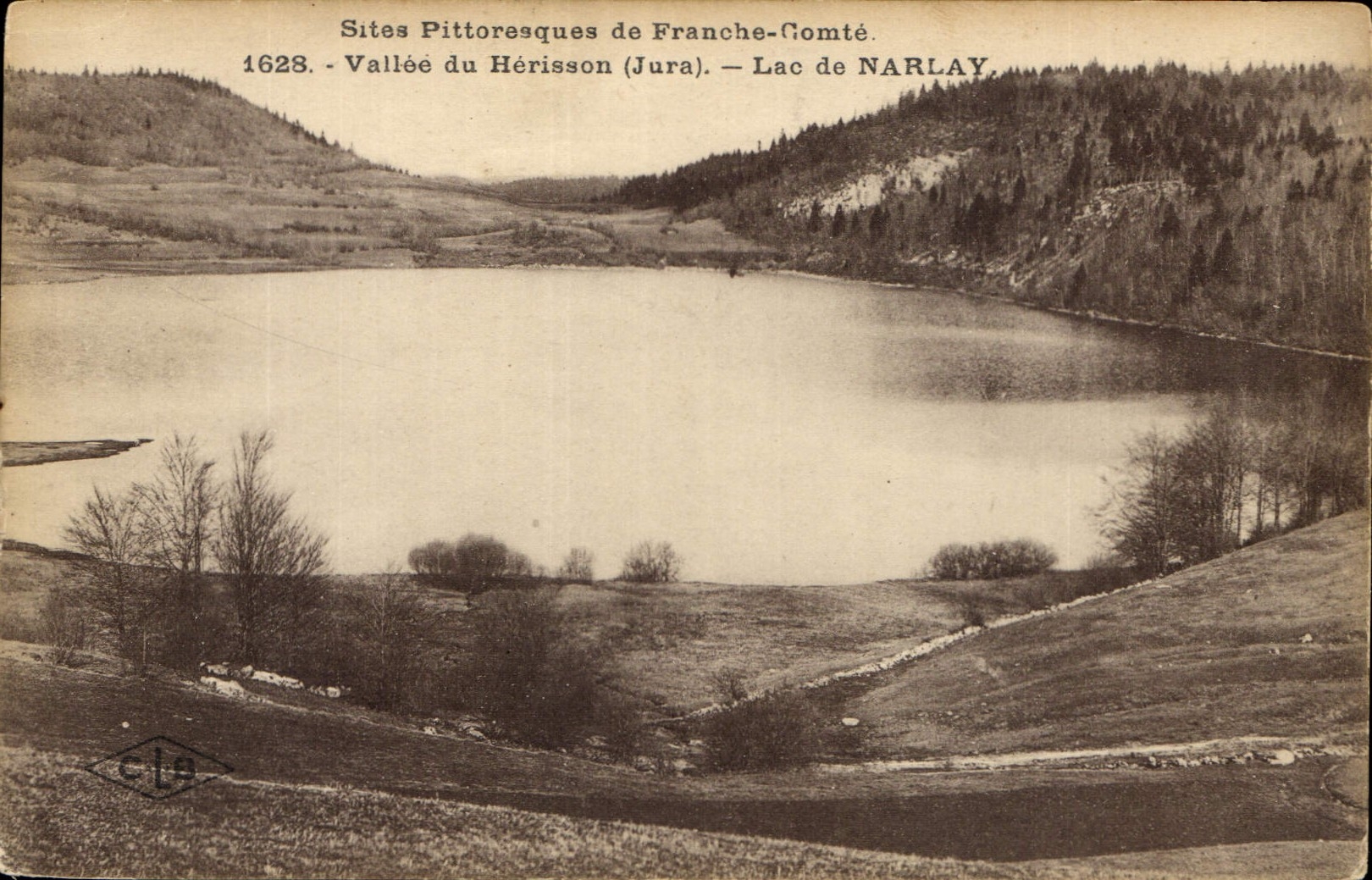 CPA Le Jura Pittoresque de Franche Comte Vallee du Herisson Jura Lac de Narlay 
