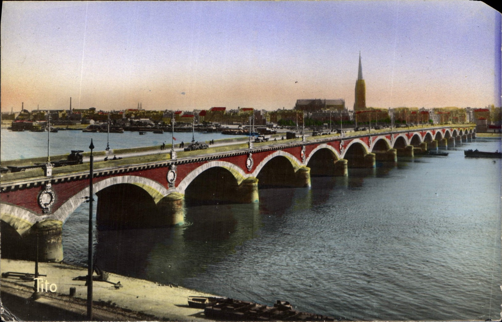Le Pont sur la Garonne — Bordeaux — M. BERIAUD