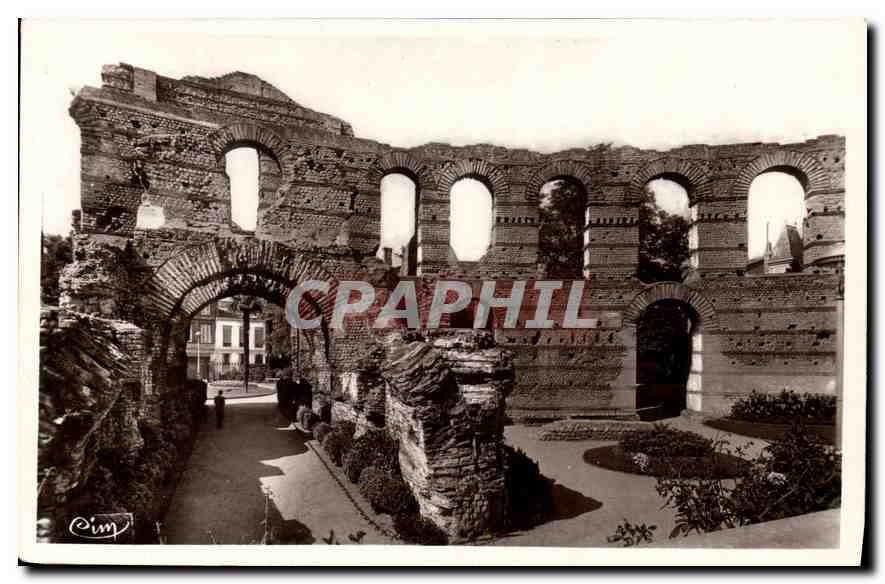 CPA Bordeaux Gironde les Ruinnes Romaines du Palais Gallien 