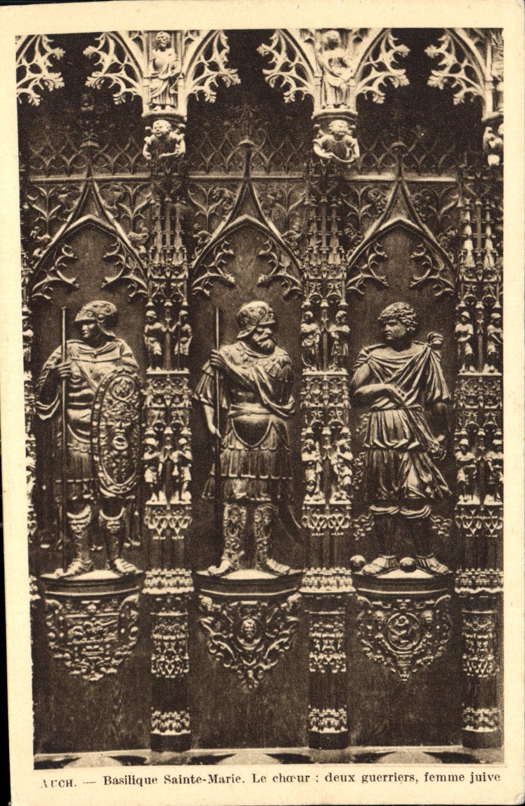 Auch — Basilique Sainte-Marie. Le chœur : deux guerriers, femme juive