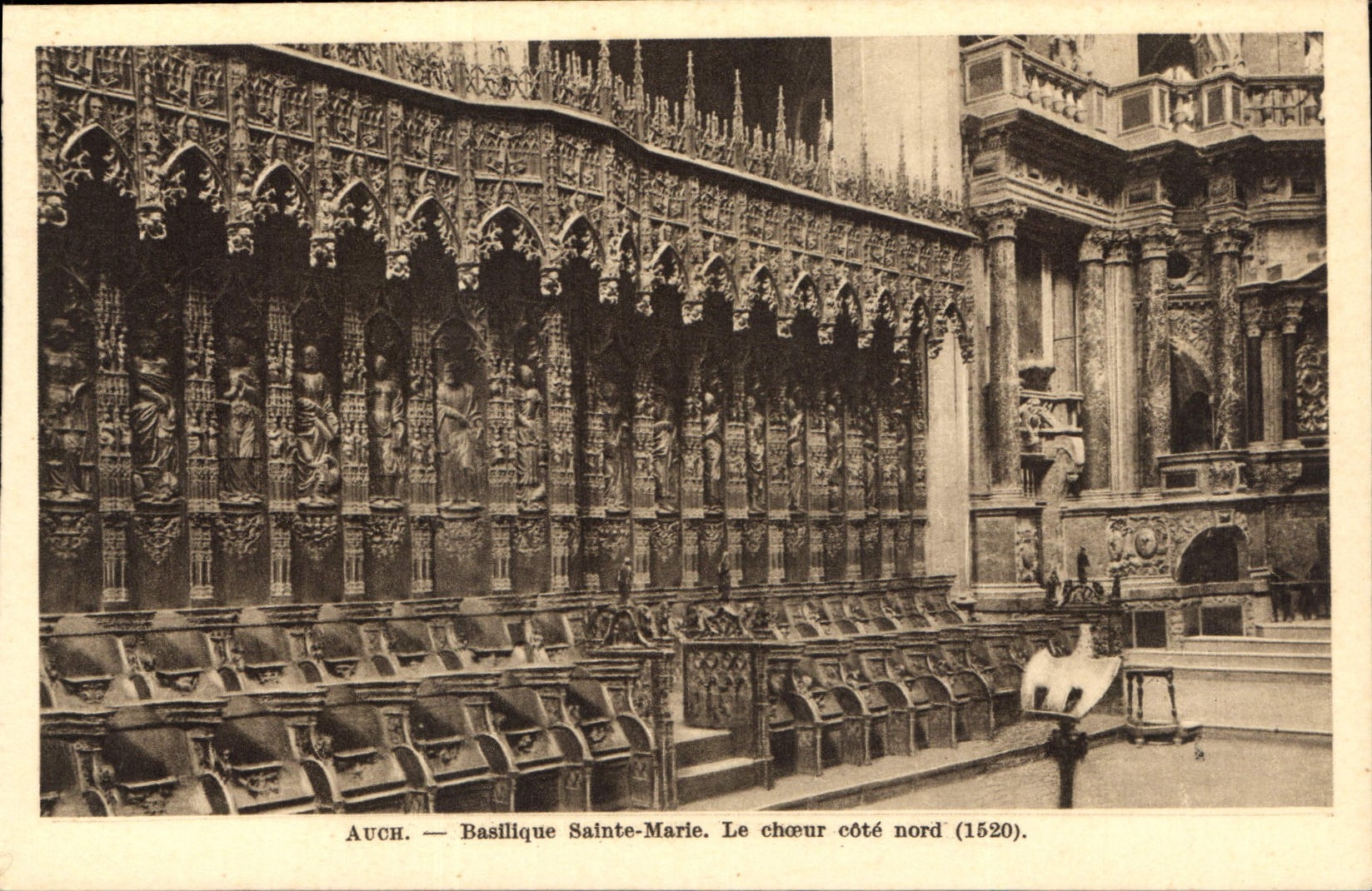 Auch — Basilique Sainte-Marie. Le chœur côté nord (1520).