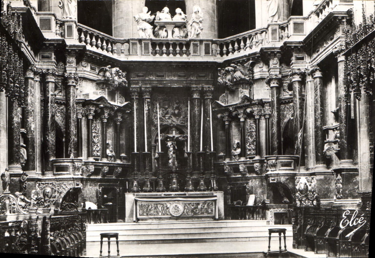 Auch (Gers) — La Cathédrale. L'Autel du Chœur — Éditeur Elcée