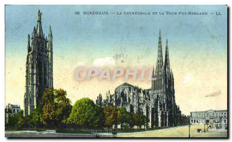 CPA Bordeaux La Cathedrale et la tour Pey Berland 