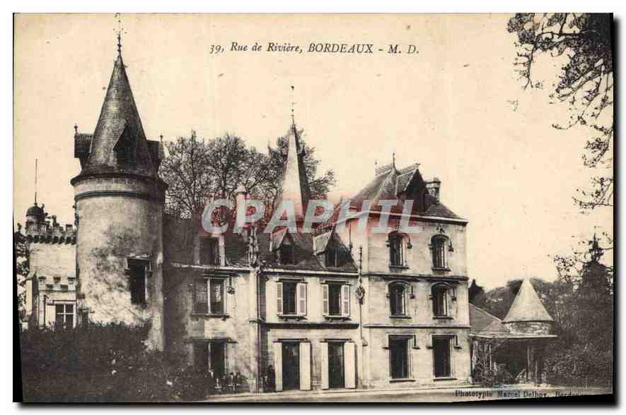 CPA Rue de Rivierre Bordeaux Château