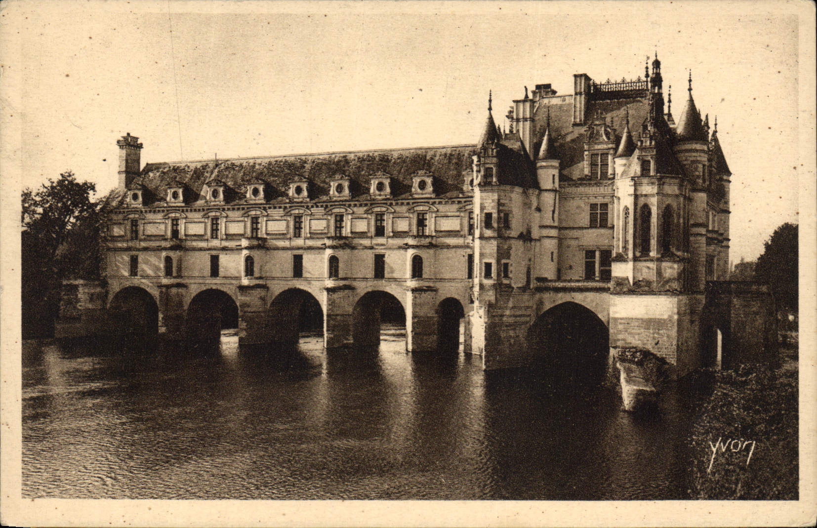CPA La Douce France Chateau de la Loire Chateau de Chenonceaux Facade Nord Est 