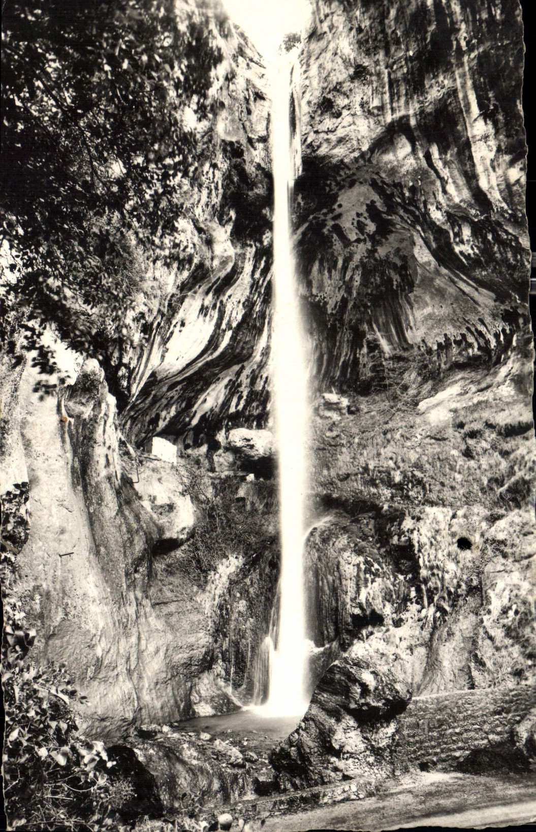 CPA Les Gorges Du Loup Cascade de Courmes 