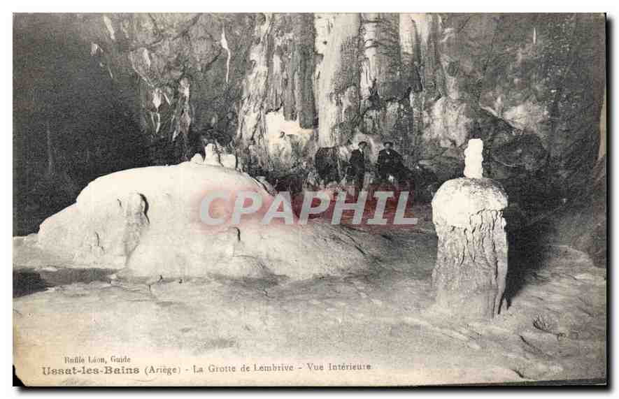 CPA Ussat Les Bains Ariege La Grotte de Lembrive Vue interieure 