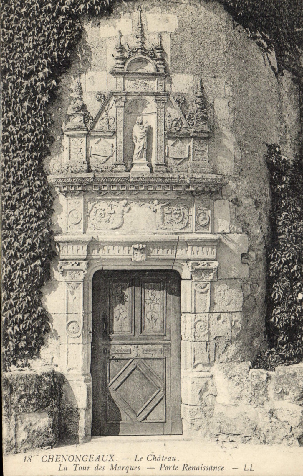 CPA Chenonceaux Le Chateau La Tour des Marques Porte Renaissance 