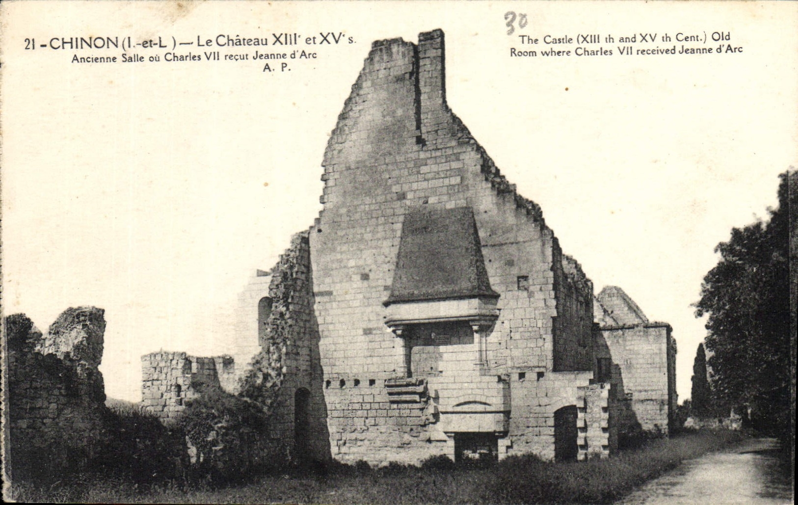 CPA Chinon Chateau XIII et XV 