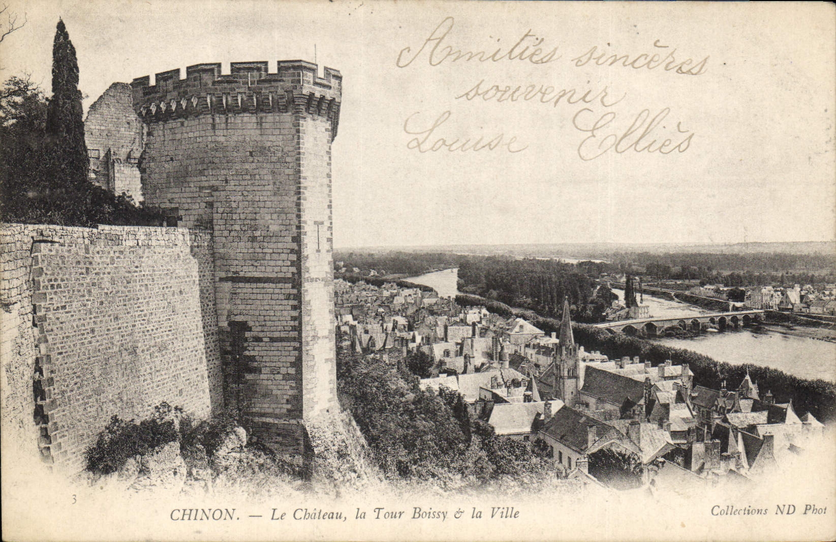 CPA Chinon Le Chateau la Tour Boissy la Ville 