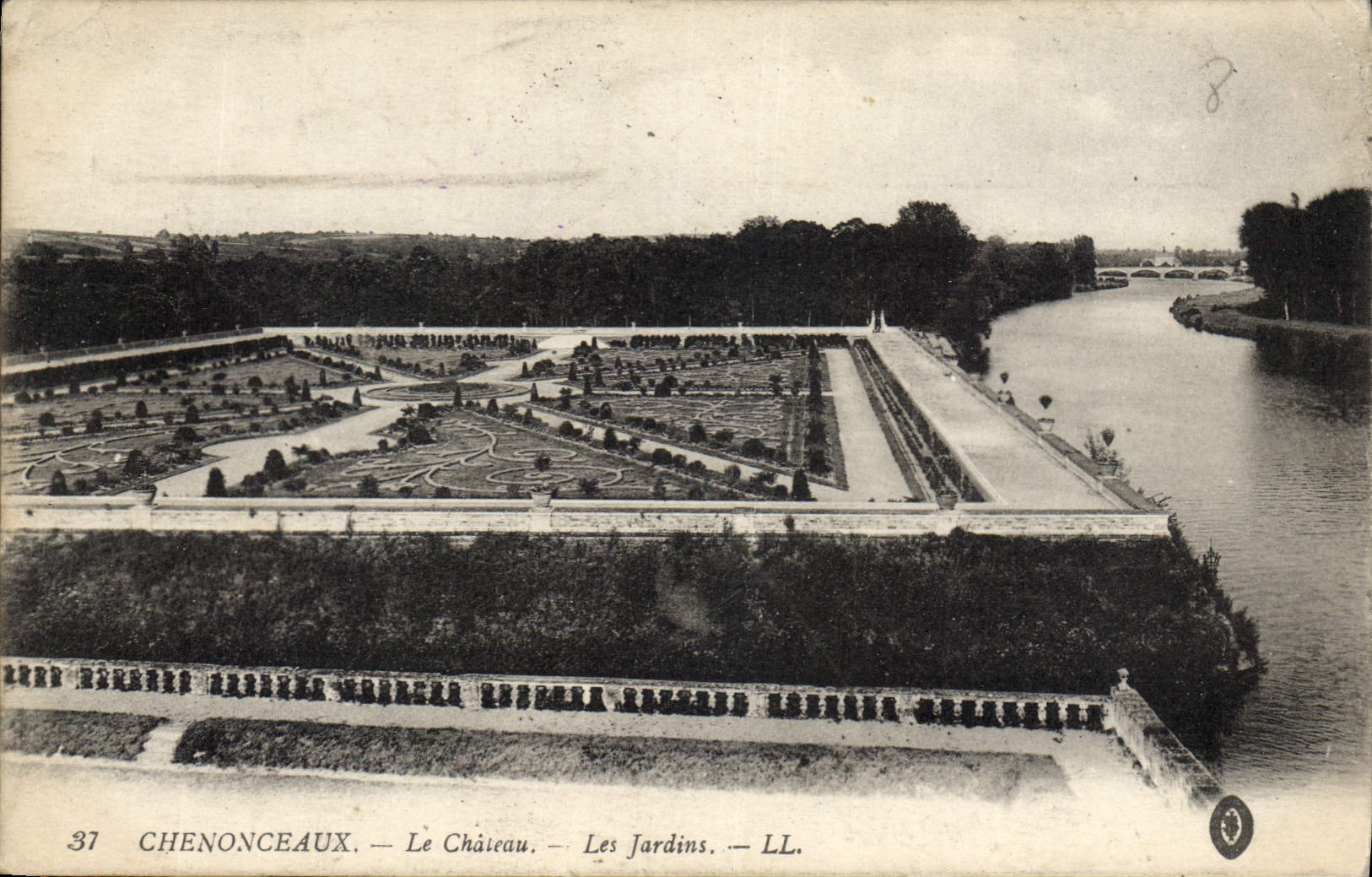 CPA Chenonceaux Le Chateau Les Jardins 