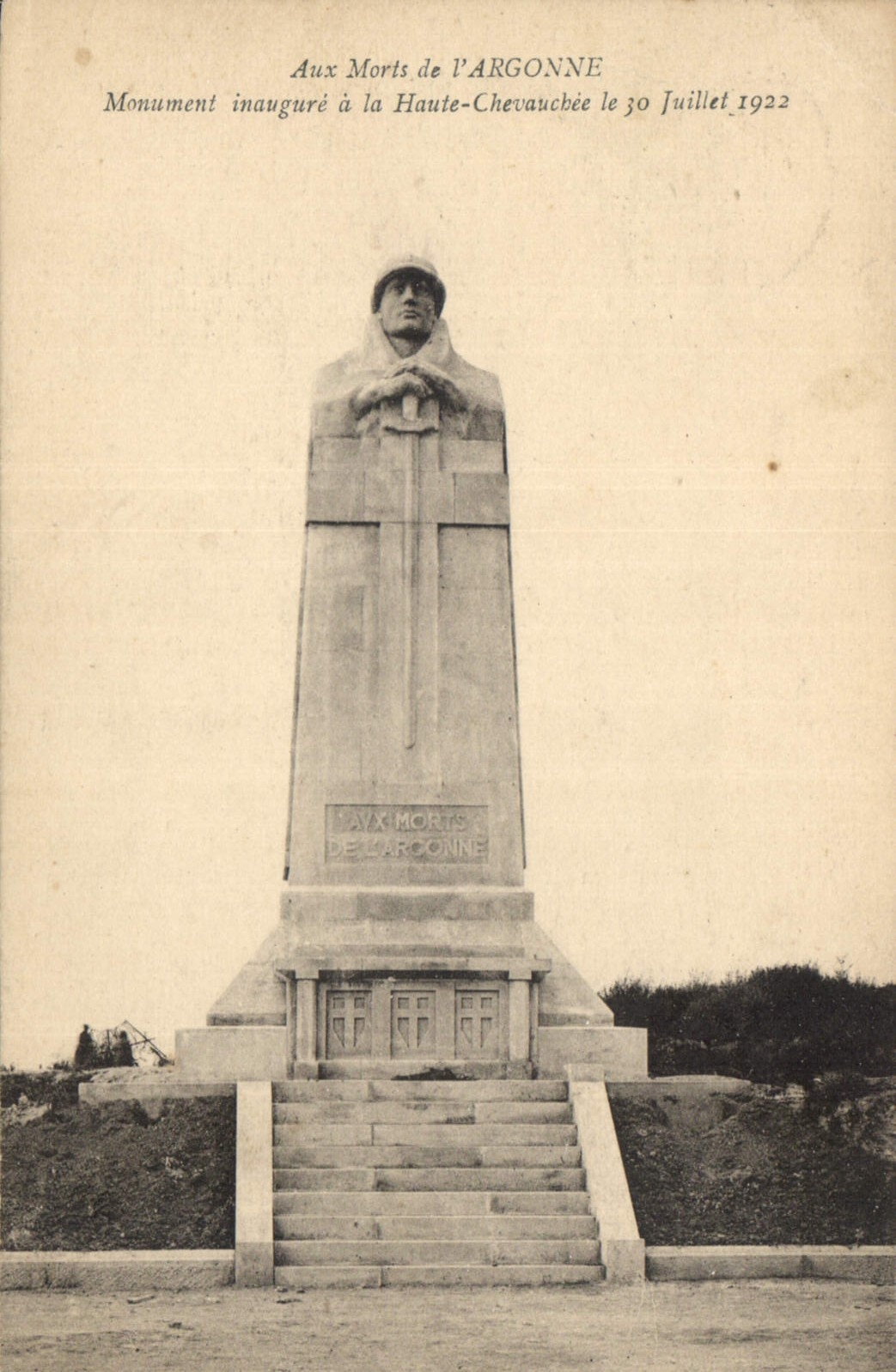 CPA Aux Morts de l'Argonne Monument inaugure a la Haute Chevauchee le 30 Juillet 1922 