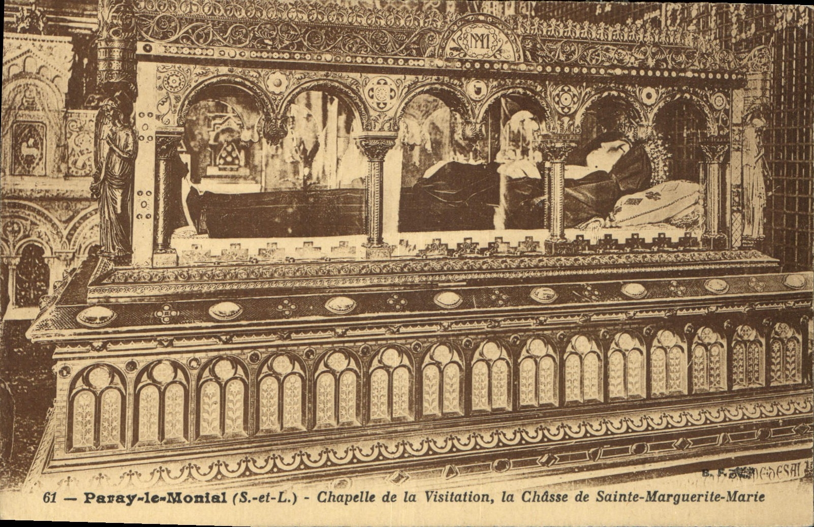 CPA Paray le Monial S et L Chapelle de la Visitation la Sainte Marguerite Marie 