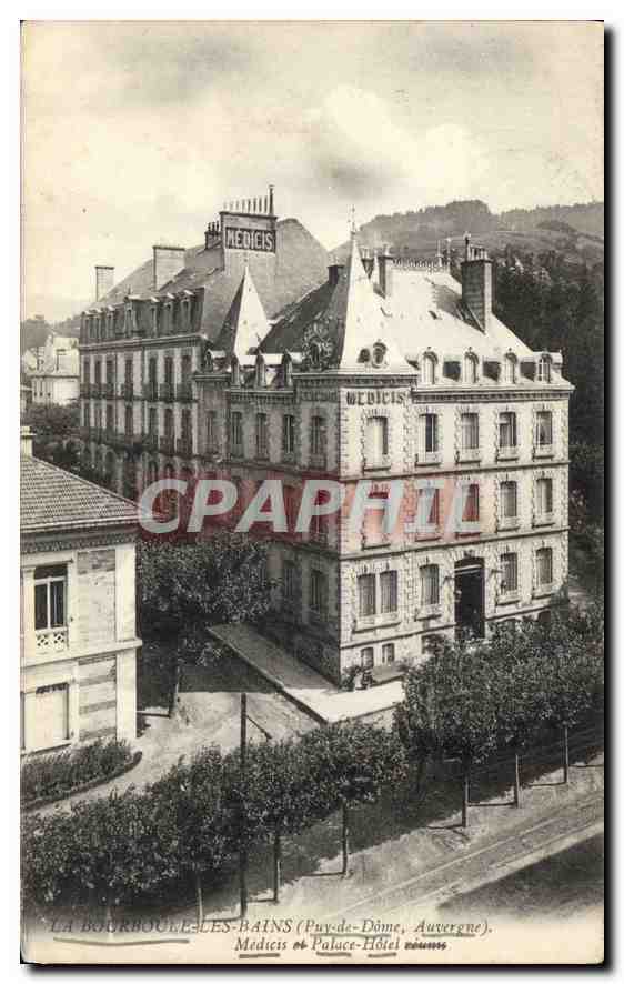 CPA La Bourboule les Bains Puy de Dome Auvergne Medicis et Palace hotel 
