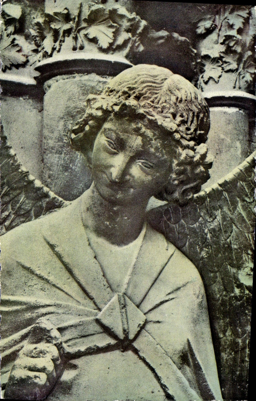 CPA Reims Marne Cathedrale de Reims ange Gardien de St Nicaise nomme sourire de Reims 