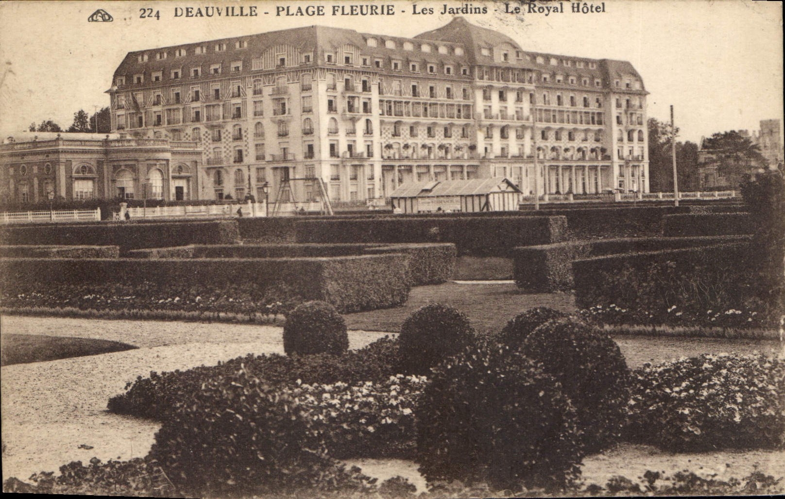 Deauville - Plage Fleurie - Les Jardins - Le Royal Hôtel