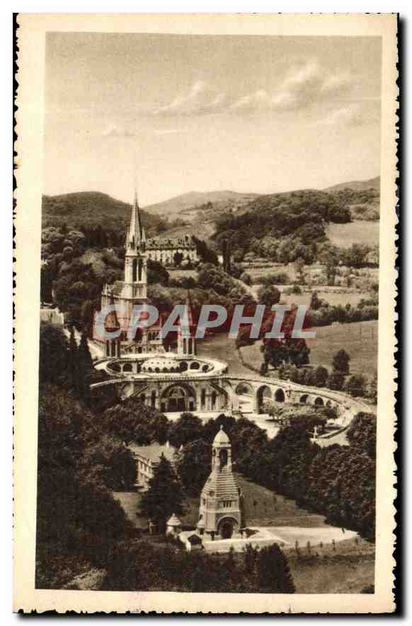 CPA Lourdes Basilique et le Monument Interallie 