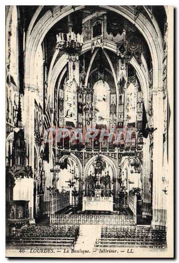 CPA Lourdes la Basilique Interieur 