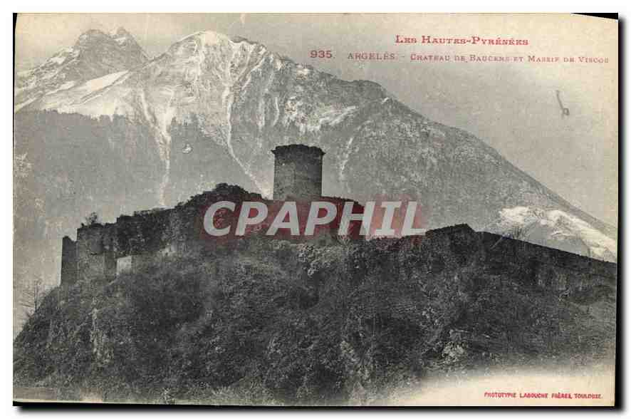 CPA Les Hautes Pyrenees Argeles Chateau de 