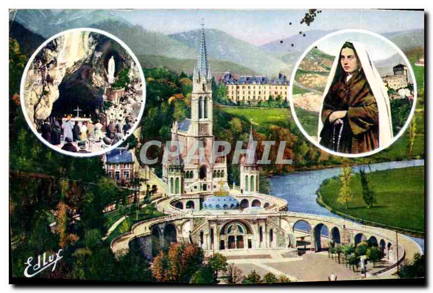 CPA Lourdes La Basilique Ste Bernadette la Grotte 