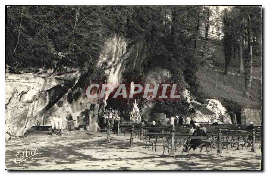 CPA Lourdes La Grotte Miraculeuse 