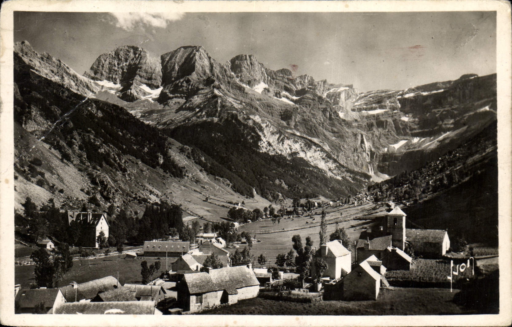 Cirque de Gavarnie — Le village et le cirque — Éditions d'Art, Paris