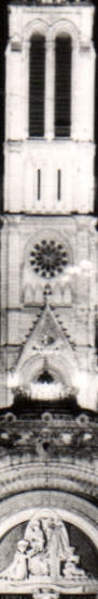 CPA Lourdes Htes Pyr La Basilique illuminee 