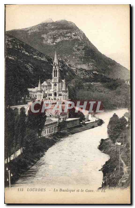 Lourdes — La Basilique et le Gave — C. Levy Fils & Cie, Paris-Versailles