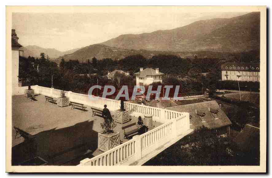 CPA Les Baux Paysages de France Les Pyrenees Argeles Gazost La Terrasse 