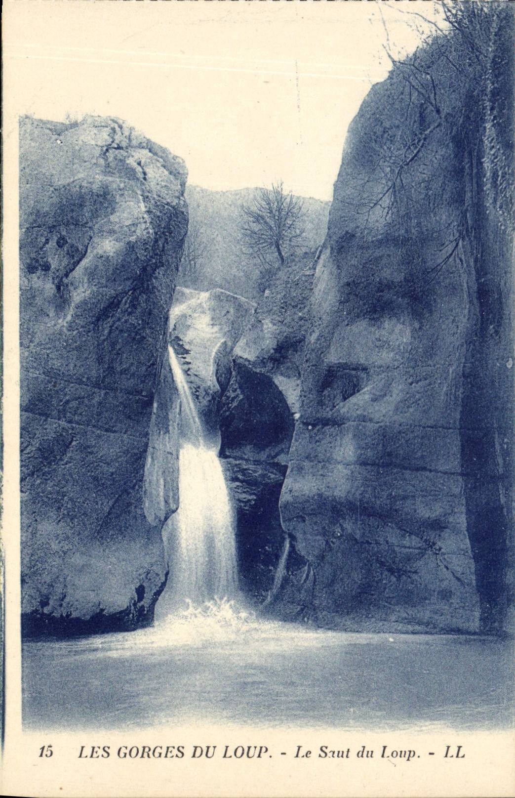 Les Gorges du Loup — Le Saout du Loup — LL — n°15