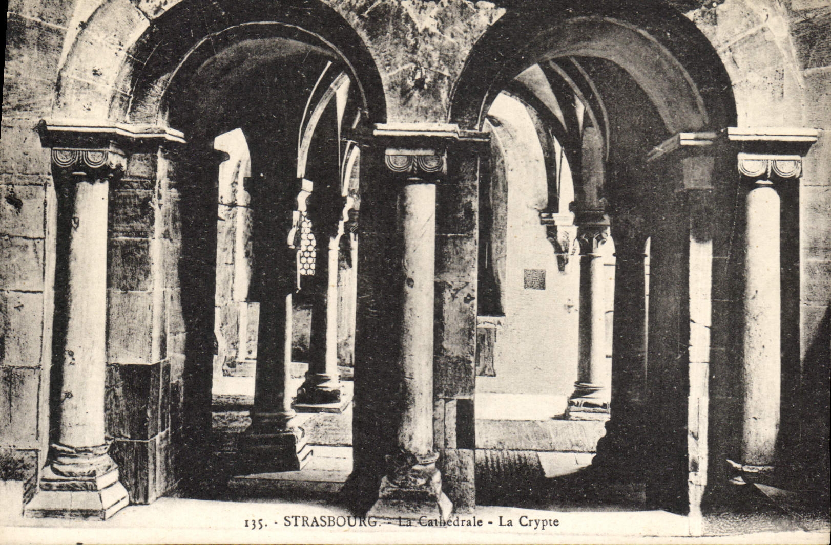 CPA Strasbourg La Cathedrale La Crypte 