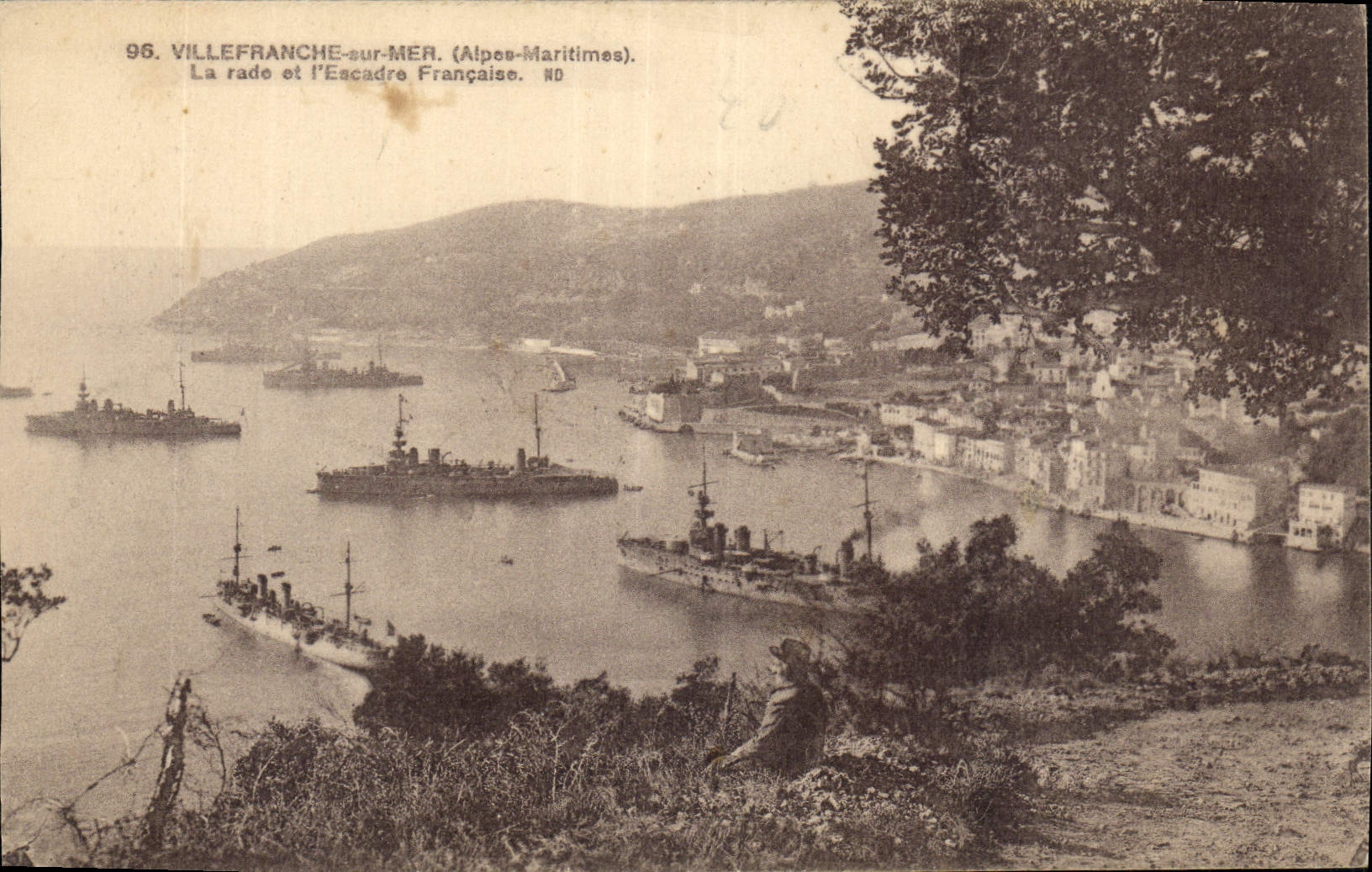VILLEFRANCHE-sur-MER (Alpes-Maritimes) — Der Hafen und die französische Flotte — N° 96