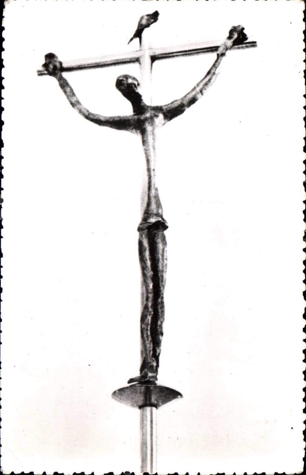 CPA Vence Chapelle du Rosaire realisee par Matisse Christ de l'Autel en bronze dore 