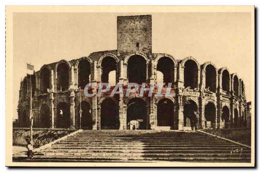 CPA Arles Bouches du Rhone les Arenes 