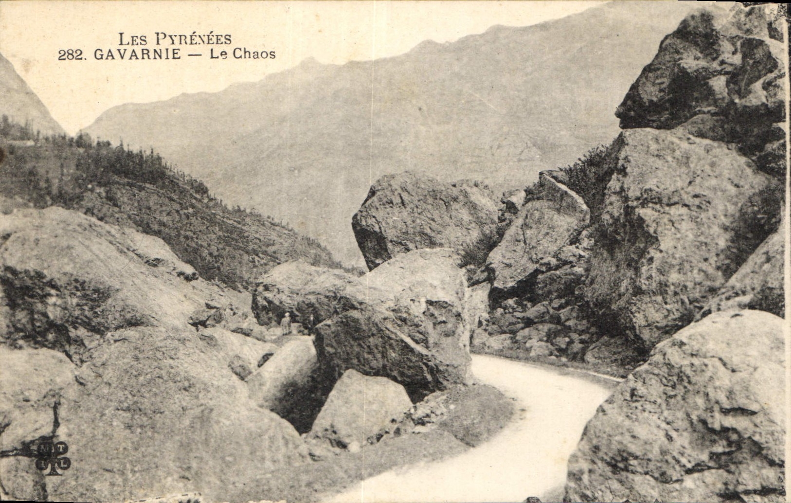CPA Les Pyrenees Gavarnie Le Chaos 