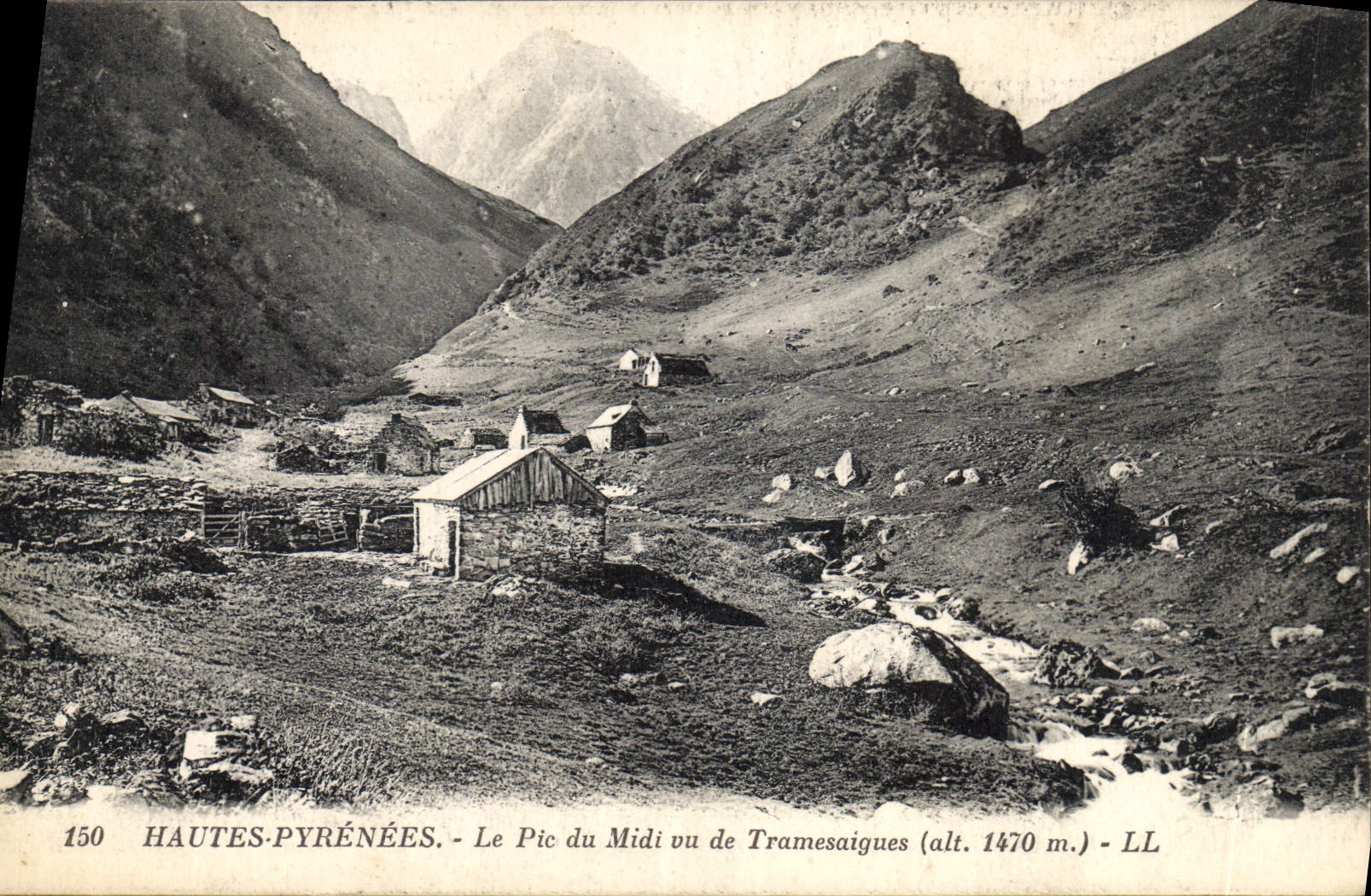 Hautes-Pyrénées - Le Pic du Midi vu de Tramesaigues (alt. 1470 m.) - LL