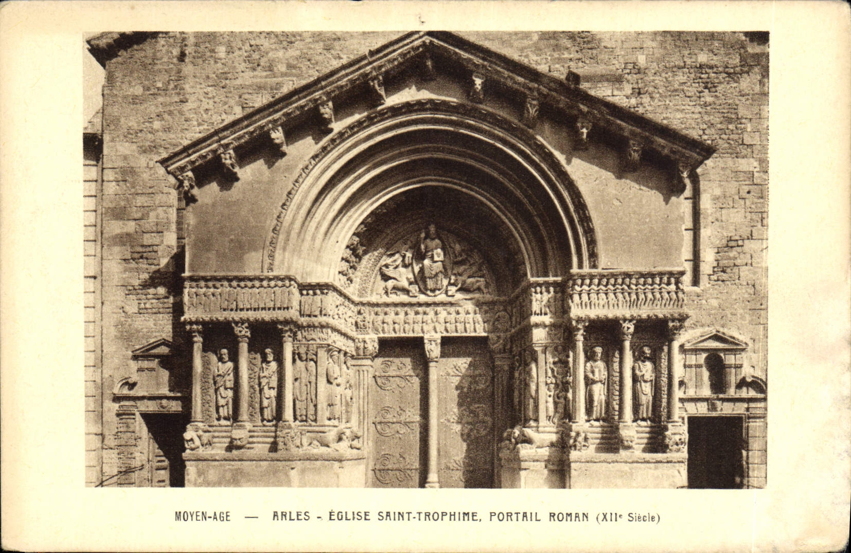 Arles - Église Saint-Trophime, Portail Roman (XIIe Siècle) — Moyen Âge