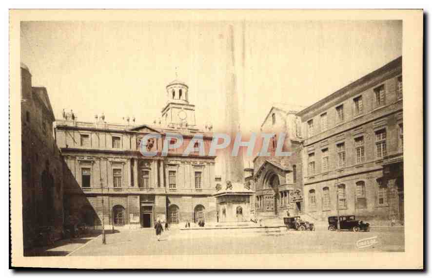 CPA Arles sur Phone place de l'Hotel de Ville 